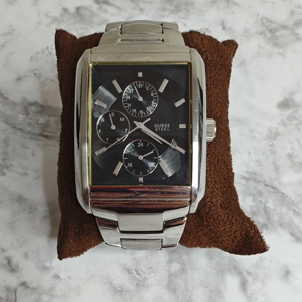 Vintage GUESS Men's 95291G Stainless Steel Chronograph Watch